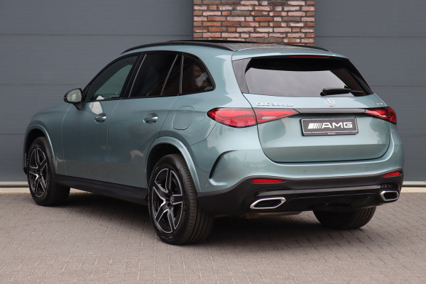 Mercedes-Benz GLC 300de 4MATIC AMG Line | Distronic+ | Panoramadak | Memory | Trekhaak | Digital Light | HUD | Verwarmd Stuurwiel | Surround Camera | Augmented Reality |