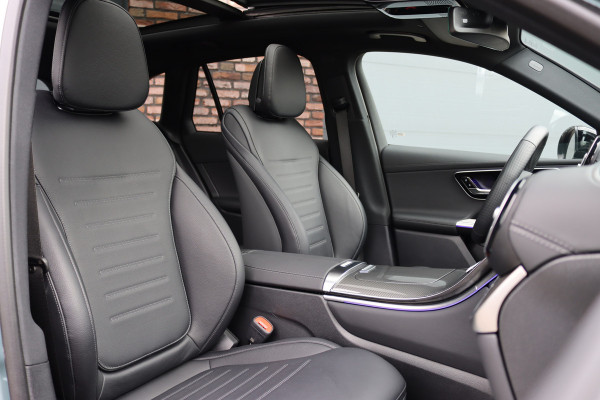 Mercedes-Benz GLC 300de 4MATIC AMG Line | Distronic+ | Panoramadak | Memory | Trekhaak | Digital Light | HUD | Verwarmd Stuurwiel | Surround Camera | Augmented Reality |