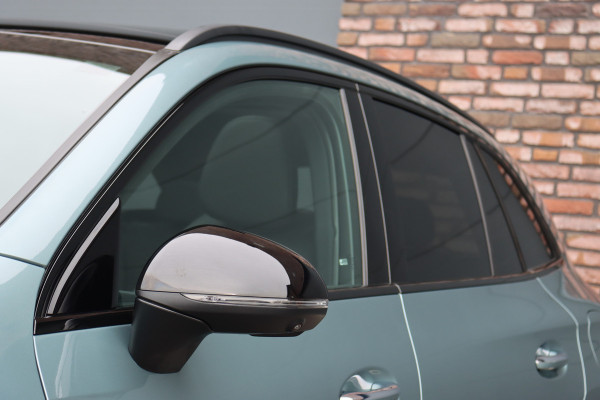 Mercedes-Benz GLC 300de 4MATIC AMG Line | Distronic+ | Panoramadak | Memory | Trekhaak | Digital Light | HUD | Verwarmd Stuurwiel | Surround Camera | Augmented Reality |