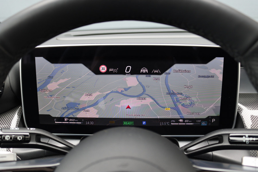 Mercedes-Benz GLC 300de 4MATIC AMG Line | Distronic+ | Panoramadak | Memory | Trekhaak | Digital Light | HUD | Verwarmd Stuurwiel | Surround Camera | Augmented Reality |