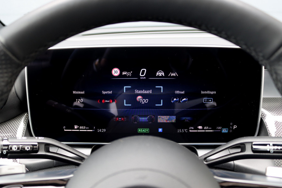 Mercedes-Benz GLC 300de 4MATIC AMG Line | Distronic+ | Panoramadak | Memory | Trekhaak | Digital Light | HUD | Verwarmd Stuurwiel | Surround Camera | Augmented Reality |