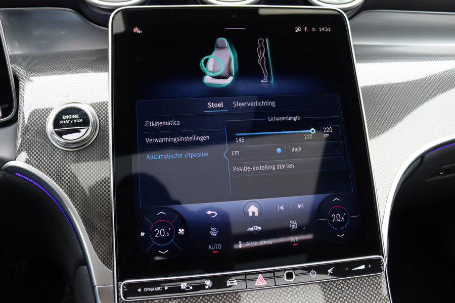 Mercedes-Benz GLC 300de 4MATIC AMG Line | Distronic+ | Panoramadak | Memory | Trekhaak | Digital Light | HUD | Verwarmd Stuurwiel | Surround Camera | Augmented Reality |