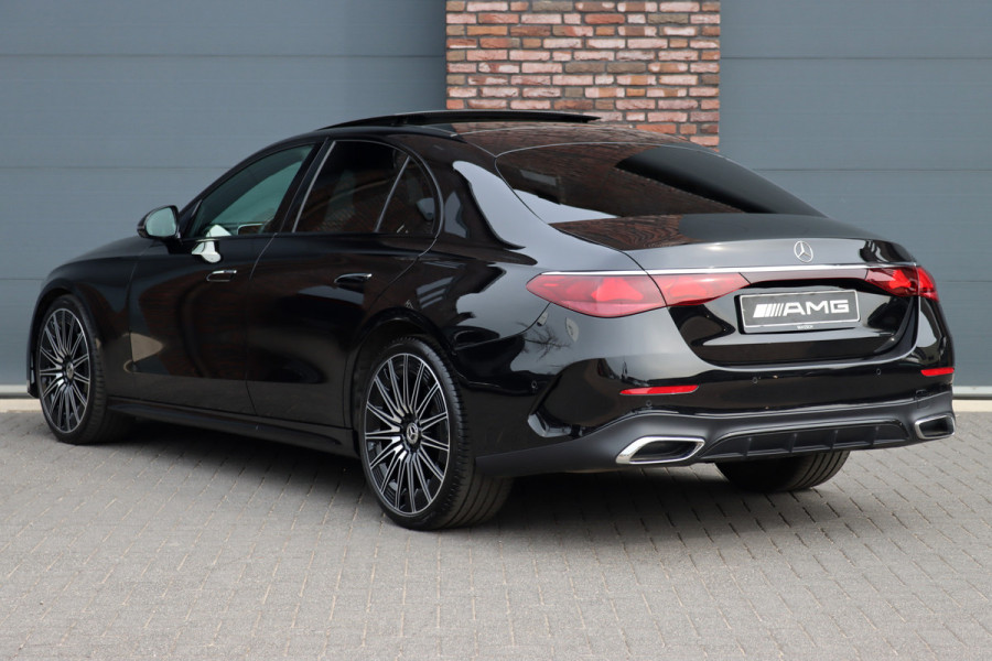 Mercedes-Benz E-Klasse 200 AMG Line | Hyperscreen | Distronic | Panoramadak | Stoelventilatie | Burmester | Surround Camera | Digital Light | Exclusiefpakket | Keyless Go |