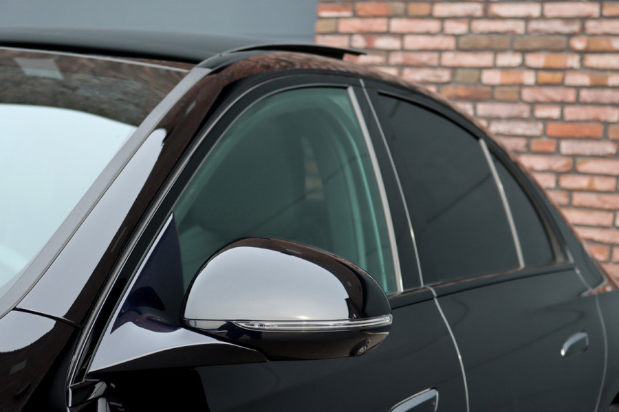 Mercedes-Benz E-Klasse 200 AMG Line | Hyperscreen | Distronic | Panoramadak | Stoelventilatie | Burmester | Surround Camera | Digital Light | Exclusiefpakket | Keyless Go |
