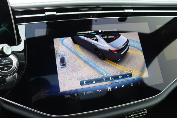 Mercedes-Benz E-Klasse 200 AMG Line | Hyperscreen | Distronic | Panoramadak | Stoelventilatie | Burmester | Surround Camera | Digital Light | Exclusiefpakket | Keyless Go |