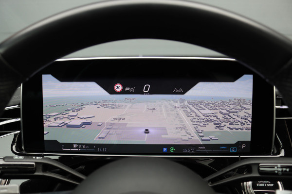 Mercedes-Benz E-Klasse 200 AMG Line | Hyperscreen | Distronic | Panoramadak | Stoelventilatie | Burmester | Surround Camera | Digital Light | Exclusiefpakket | Keyless Go |