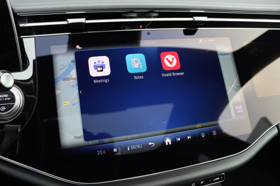 Mercedes-Benz E-Klasse 200 AMG Line | Hyperscreen | Distronic | Panoramadak | Stoelventilatie | Burmester | Surround Camera | Digital Light | Exclusiefpakket | Keyless Go |