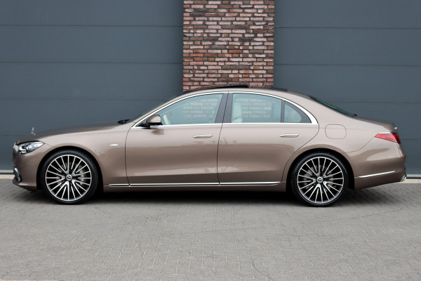 Mercedes-Benz S-Klasse 450 e Premium | Luchtvering | Achterasbesturing | Distronic+ | Massage | MBUX Tablet | 3D-Display | Vlakkenverwarming | Stoelventilatie | Nappa Leder | Verwarmd Stuurwiel | HUD |