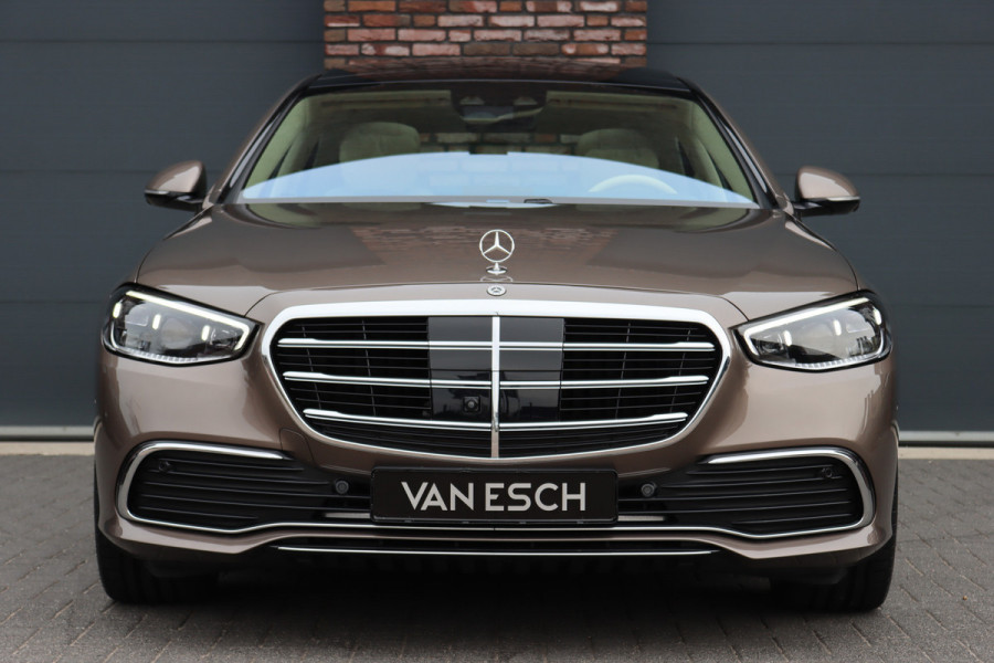 Mercedes-Benz S-Klasse 450 e Premium | Luchtvering | Achterasbesturing | Distronic+ | Massage | MBUX Tablet | 3D-Display | Vlakkenverwarming | Stoelventilatie | Nappa Leder | Verwarmd Stuurwiel | HUD |