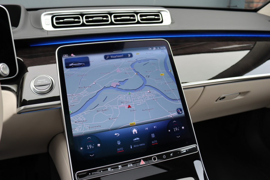 Mercedes-Benz S-Klasse 450 e Premium | Luchtvering | Achterasbesturing | Distronic+ | Massage | MBUX Tablet | 3D-Display | Vlakkenverwarming | Stoelventilatie | Nappa Leder | Verwarmd Stuurwiel | HUD |