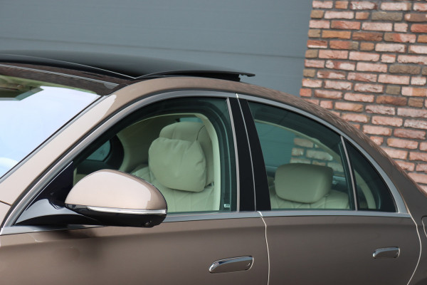 Mercedes-Benz S-Klasse 450 e Premium | Luchtvering | Achterasbesturing | Distronic+ | Massage | MBUX Tablet | 3D-Display | Vlakkenverwarming | Stoelventilatie | Nappa Leder | Verwarmd Stuurwiel | HUD |