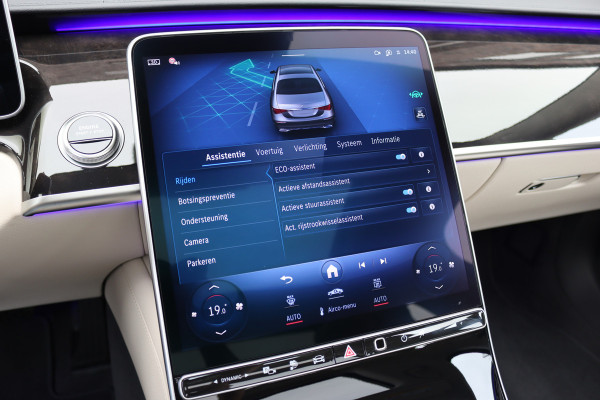 Mercedes-Benz S-Klasse 450 e Premium | Luchtvering | Achterasbesturing | Distronic+ | Massage | MBUX Tablet | 3D-Display | Vlakkenverwarming | Stoelventilatie | Nappa Leder | Verwarmd Stuurwiel | HUD |