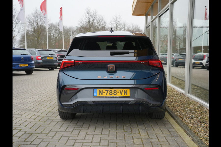 CUPRA Born Performance One 62 kWh | Apple Carplay/Android Auto | Massage | Draadloze telefoonlader |