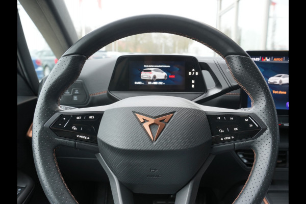 CUPRA Born Performance One 62 kWh | Apple Carplay/Android Auto | Massage | Draadloze telefoonlader |