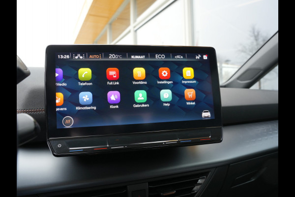 CUPRA Born Performance One 62 kWh | Apple Carplay/Android Auto | Massage | Draadloze telefoonlader |