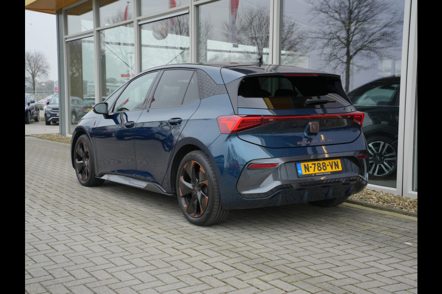 CUPRA Born Performance One 62 kWh | Apple Carplay/Android Auto | Massage | Draadloze telefoonlader |