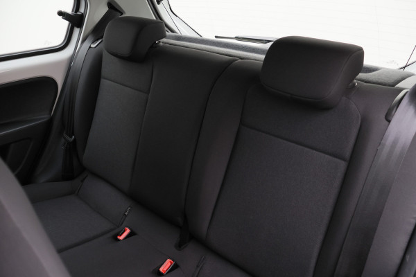Volkswagen up! 1.0 BMT move up! Eerste Eigenaar, 5-Deurs, Airco, Bluetooth, DAB, Elektrisch Pakket