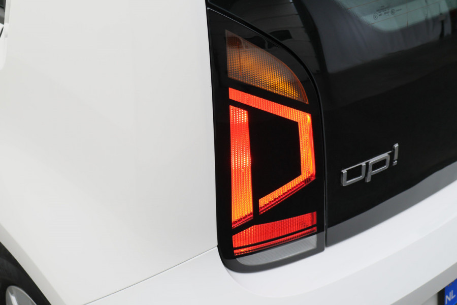 Volkswagen up! 1.0 BMT move up! Eerste Eigenaar, 5-Deurs, Airco, Bluetooth, DAB, Elektrisch Pakket