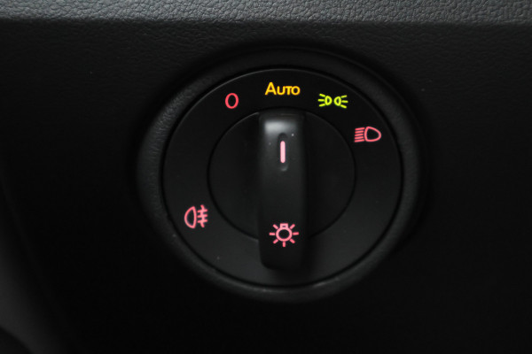 Volkswagen up! 1.0 BMT move up! Eerste Eigenaar, 5-Deurs, Airco, Bluetooth, DAB, Elektrisch Pakket