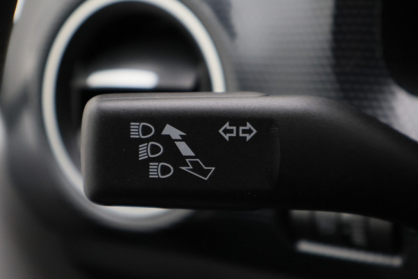 Volkswagen up! 1.0 BMT move up! Eerste Eigenaar, 5-Deurs, Airco, Bluetooth, DAB, Elektrisch Pakket