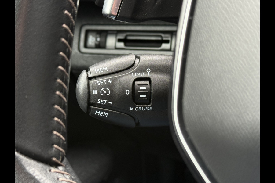 Peugeot 5008 BWJ 2020 | 1.2T 131PK Executive Av. AUTOMAAT | CLIMA | NAVI | CAMERA | PDC | PRIVACY GLASS | 17'' LMV |