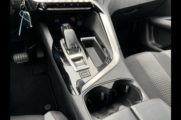 Peugeot 5008 BWJ 2020 | 1.2T 131PK Executive Av. AUTOMAAT | CLIMA | NAVI | CAMERA | PDC | PRIVACY GLASS | 17'' LMV |