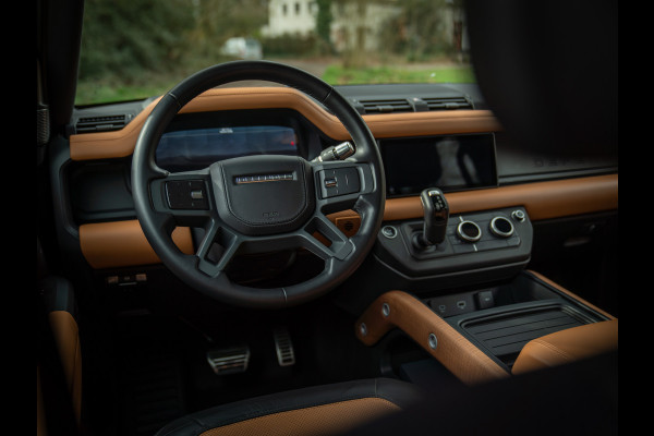 Land Rover Defender 110 3.0 X-Dynamic HSE | Meridian | Pano-dak | Luchtvering | Head-up