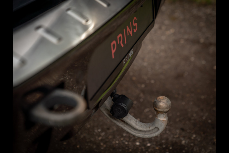 Land Rover Defender 110 3.0 X-Dynamic HSE | Meridian | Pano-dak | Luchtvering | Head-up