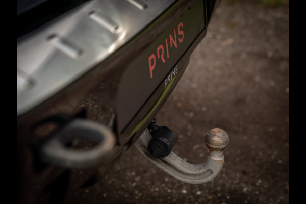 Land Rover Defender 110 3.0 X-Dynamic HSE | Meridian | Pano-dak | Luchtvering | Head-up