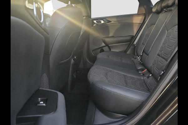 Kia Ceed Sportswagon 1.0 T-GDi MHEV Design Edition | JBL | Elektr. Achterklep | Dode-Hoek Asst. | Cruise | Automaat | Sensoren |