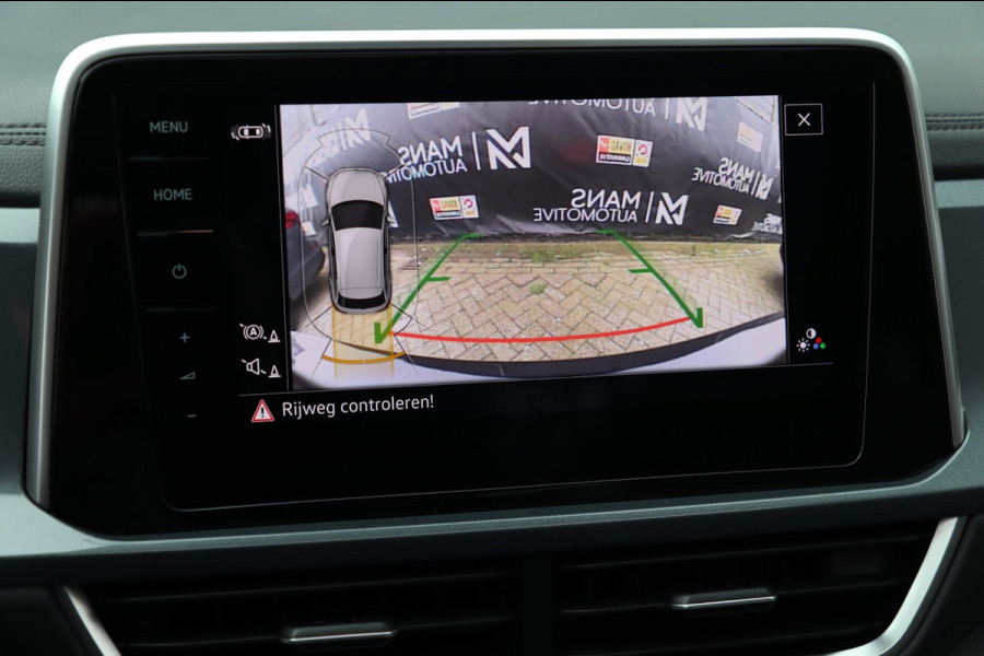 Volkswagen T-Roc 1.5 TSI ACT / PANODAK / VIRTUAL / ACC / MASSAGE / KEYLESS / CAMERA