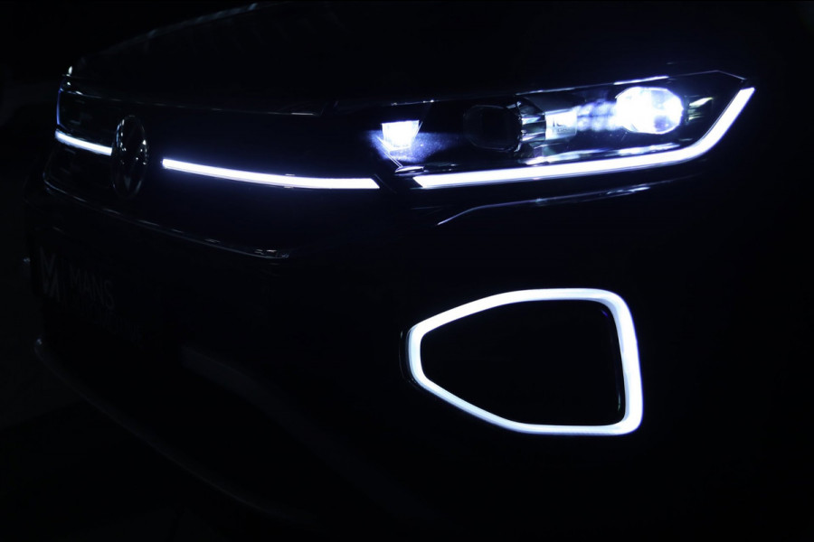 Volkswagen T-Roc 1.5 TSI ACT / PANODAK / VIRTUAL / ACC / MASSAGE / KEYLESS / CAMERA