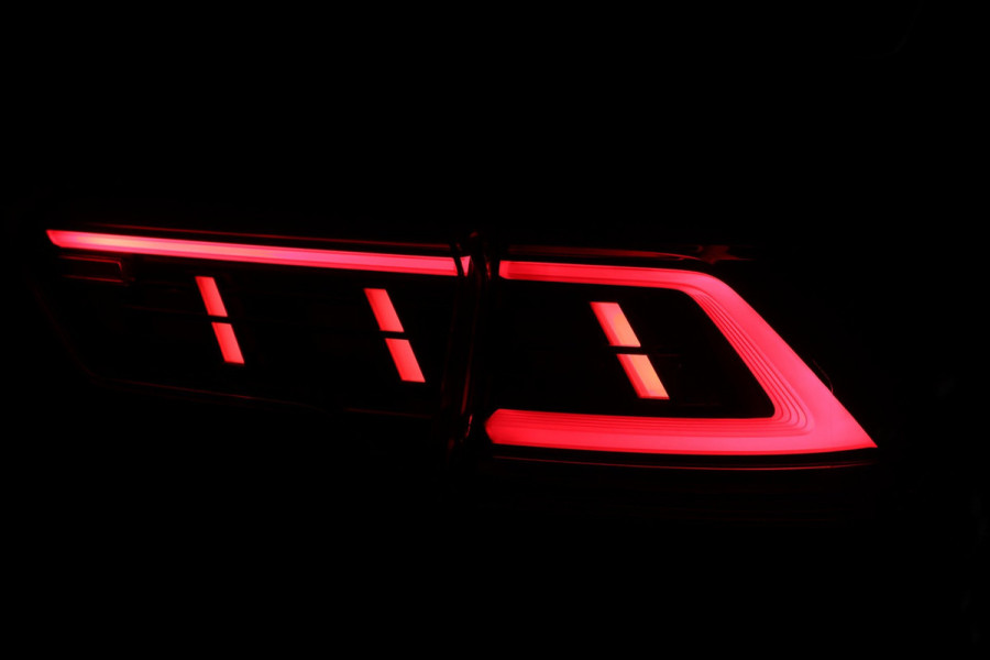 Volkswagen T-Roc 1.5 TSI ACT / PANODAK / VIRTUAL / ACC / MASSAGE / KEYLESS / CAMERA