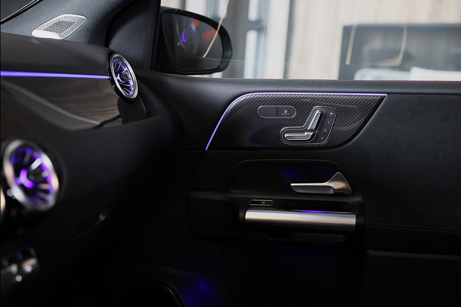 Mercedes-Benz B-Klasse 250 e AMG Line / AUT / Acc / Memory / Head Up / Burmester / Elek Stoelen / Carbon / Open Pano / Led / Pdc