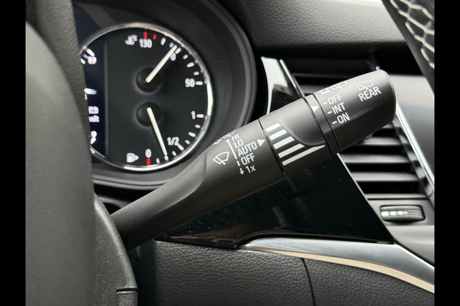 Opel Astra 1.2 Edition 2e Eigenaar|Navi|Clima|Camera|Cruise|Carplay|Stoel+Stuur verw|PDC V+A|Dealer onderhouden|N.A.P|APK tot 06-2027