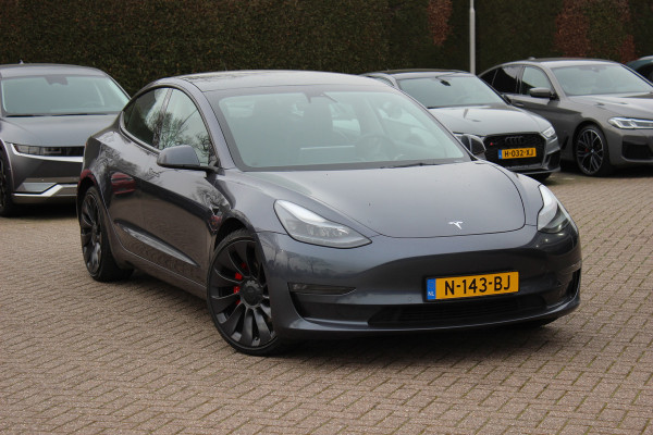Tesla Model 3 Performance AWD 75 kWh / SoH 90,3% / Autopilot / Panoramadak / Camera / Leder / 20'' / Leder / Premium Audio / Warmtepomp