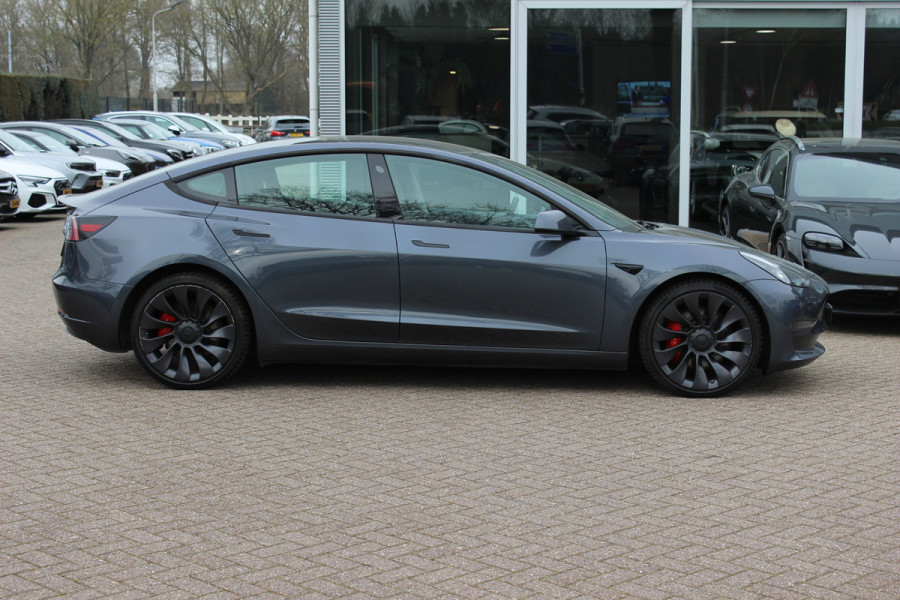 Tesla Model 3 Performance AWD 75 kWh / SoH 90,3% / Autopilot / Panoramadak / Camera / Leder / 20'' / Leder / Premium Audio / Warmtepomp