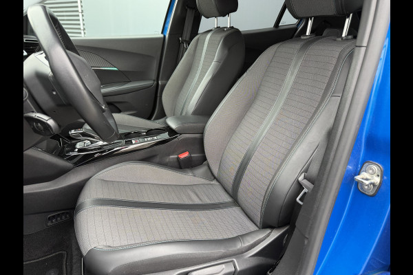Peugeot e-2008 BWJ 2021 | 136PK EV Allure 50 kWh | CAMERA A | CLIMA | LEDER/STOF | NAVI | CARPLAY |
