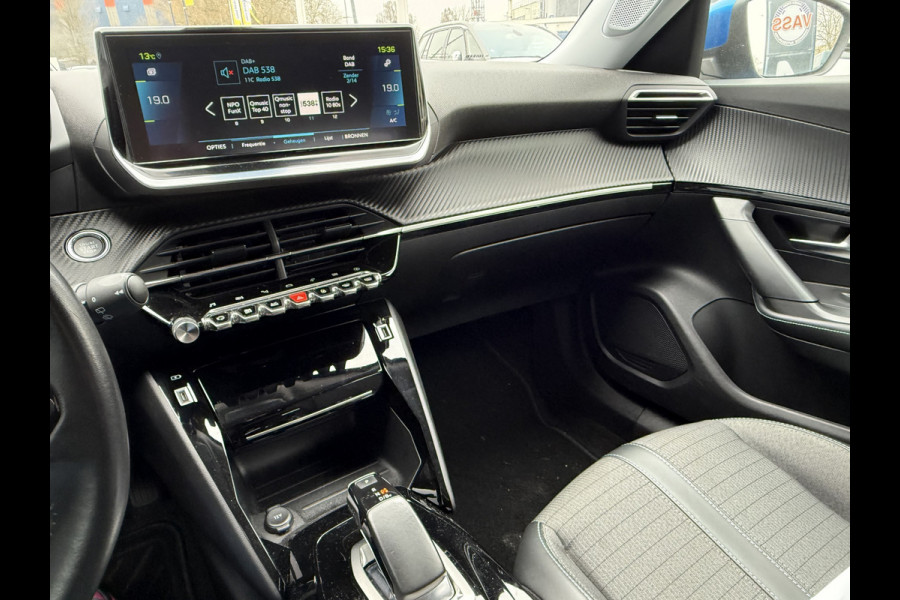 Peugeot e-2008 BWJ 2021 | 136PK EV Allure 50 kWh | CAMERA A | CLIMA | LEDER/STOF | NAVI | CARPLAY |