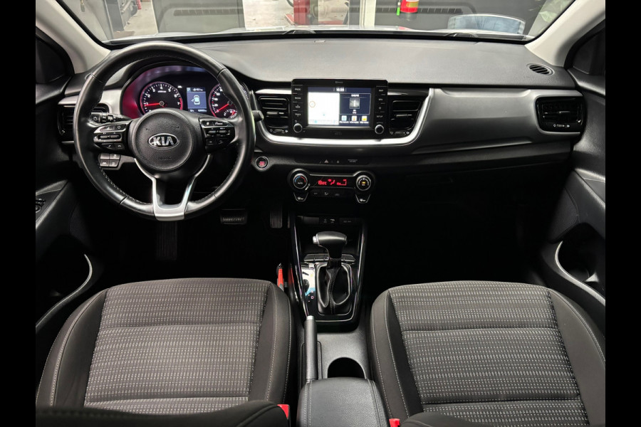 Kia Stonic 1.0 T-GDi ExecutiveLine / Camera / Navigatie