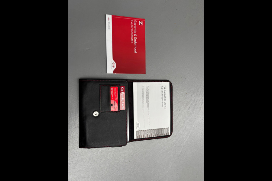 Kia Stonic 1.0 T-GDi ExecutiveLine / Camera / Navigatie