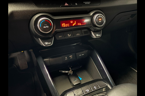 Kia Stonic 1.0 T-GDi ExecutiveLine / Camera / Navigatie
