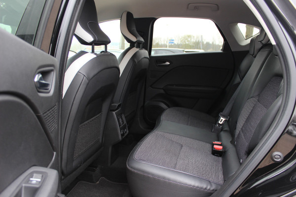 Renault Captur 1.0 TCe 100 Intens / Camera / Navigatie / 17'' / CarPlay / Keyless / DAB / Parkeerhulp V+A / Cruise Control