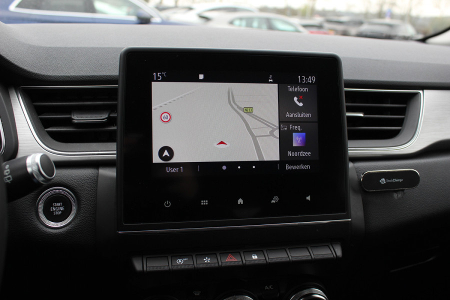 Renault Captur 1.0 TCe 100 Intens / Camera / Navigatie / 17'' / CarPlay / Keyless / DAB / Parkeerhulp V+A / Cruise Control