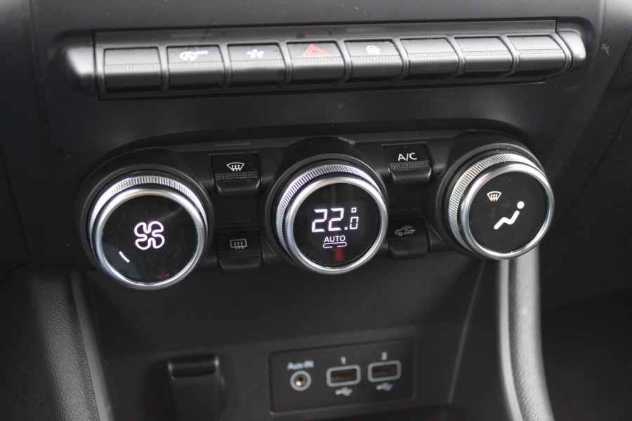 Renault Captur 1.0 TCe 100 Intens / Camera / Navigatie / 17'' / CarPlay / Keyless / DAB / Parkeerhulp V+A / Cruise Control