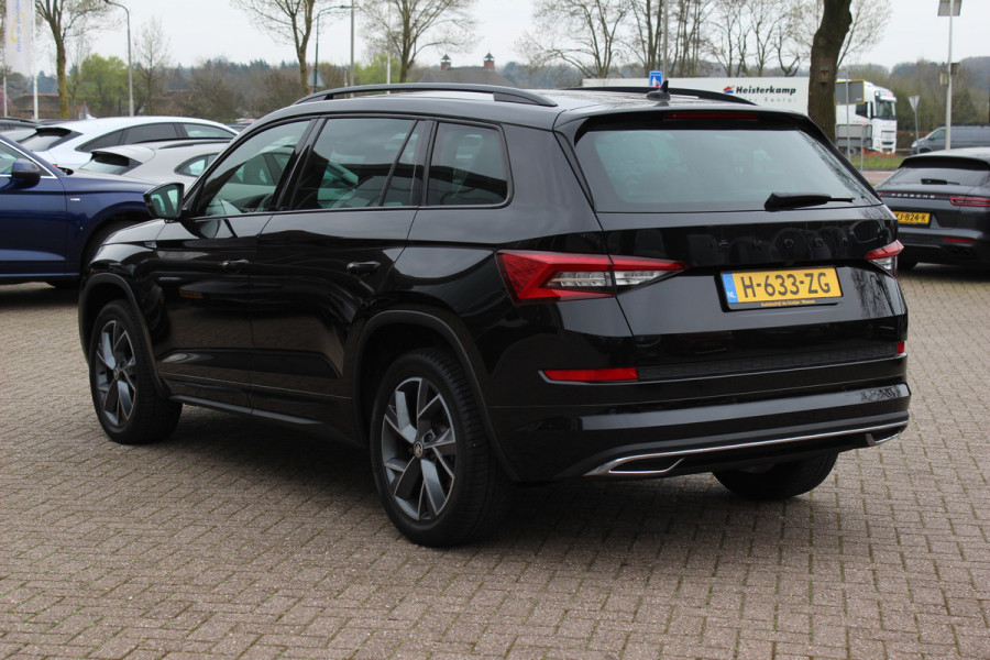 Škoda Kodiaq 1.5 TSI Sportline Business / Camera / Keyless / Sportstoelen / CarPlay / 19'' / Blackpack / Virtual Cockpit / Dodehoek / DAB / Stoelverwarming / ACC