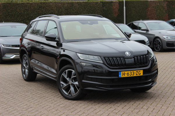Škoda Kodiaq 1.5 TSI Sportline Business / Camera / Keyless / Sportstoelen / CarPlay / 19'' / Blackpack / Virtual Cockpit / Dodehoek / DAB / Stoelverwarming / ACC