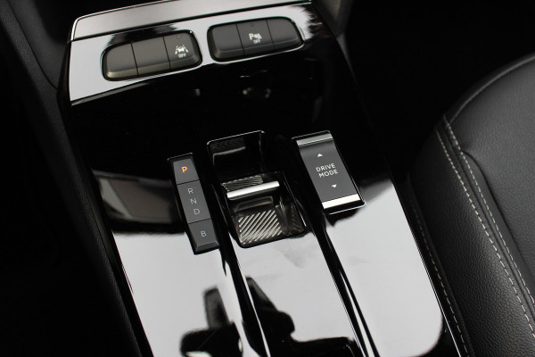 Opel Mokka-e GS Line 50-kWh / Camera / Leder / CarPlay / 18'' / Sfeerverlichting / Keyless / Stoelverwarming / Dodehoek / DAB / Cruise Control / Warmtepomp