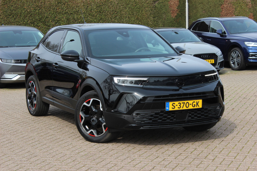 Opel Mokka-e GS Line 50-kWh / Camera / Leder / CarPlay / 18'' / Sfeerverlichting / Keyless / Stoelverwarming / Dodehoek / DAB / Cruise Control / Warmtepomp