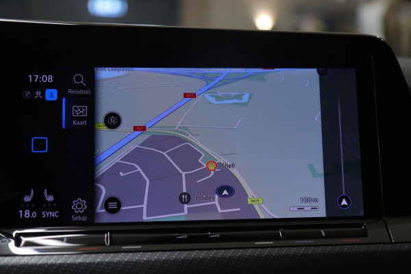 Volkswagen Golf 1.5 eTSI R-Line 3XR-LINE /PANO/H&K/CAM/CARPLAY/BOMVOL